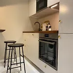 Daire Welcoming, Lovely, Calm & Centrally Located Flat