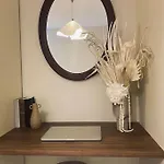 Welcoming, Lovely, Calm & Centrally Located Flat * Dijon