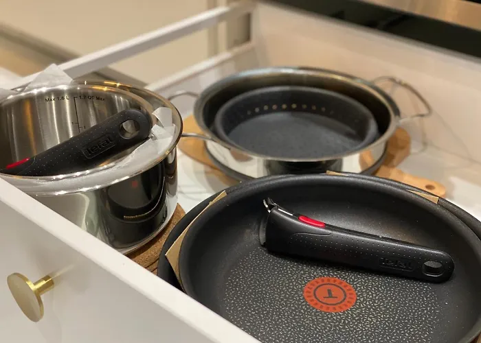 Welcoming, Lovely, Calm & Centrally Located Flat Lejlighed Dijon