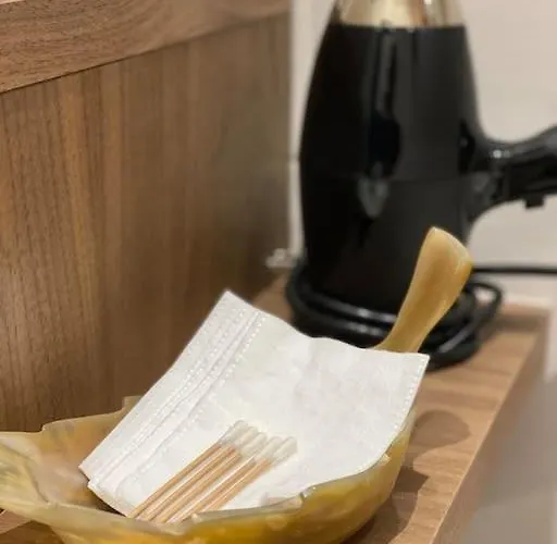 Welcoming, Lovely, Calm & Centrally Located Flat Апартаменты