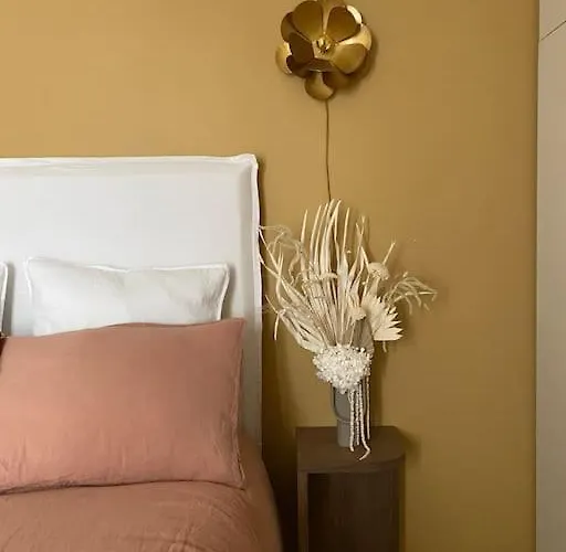 Welcoming, Lovely, Calm & Centrally Located Flat *